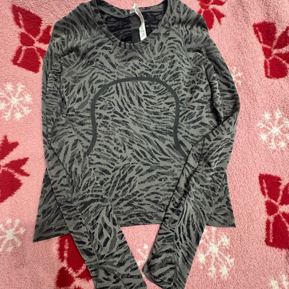 Grey Lululemon long sleeve
